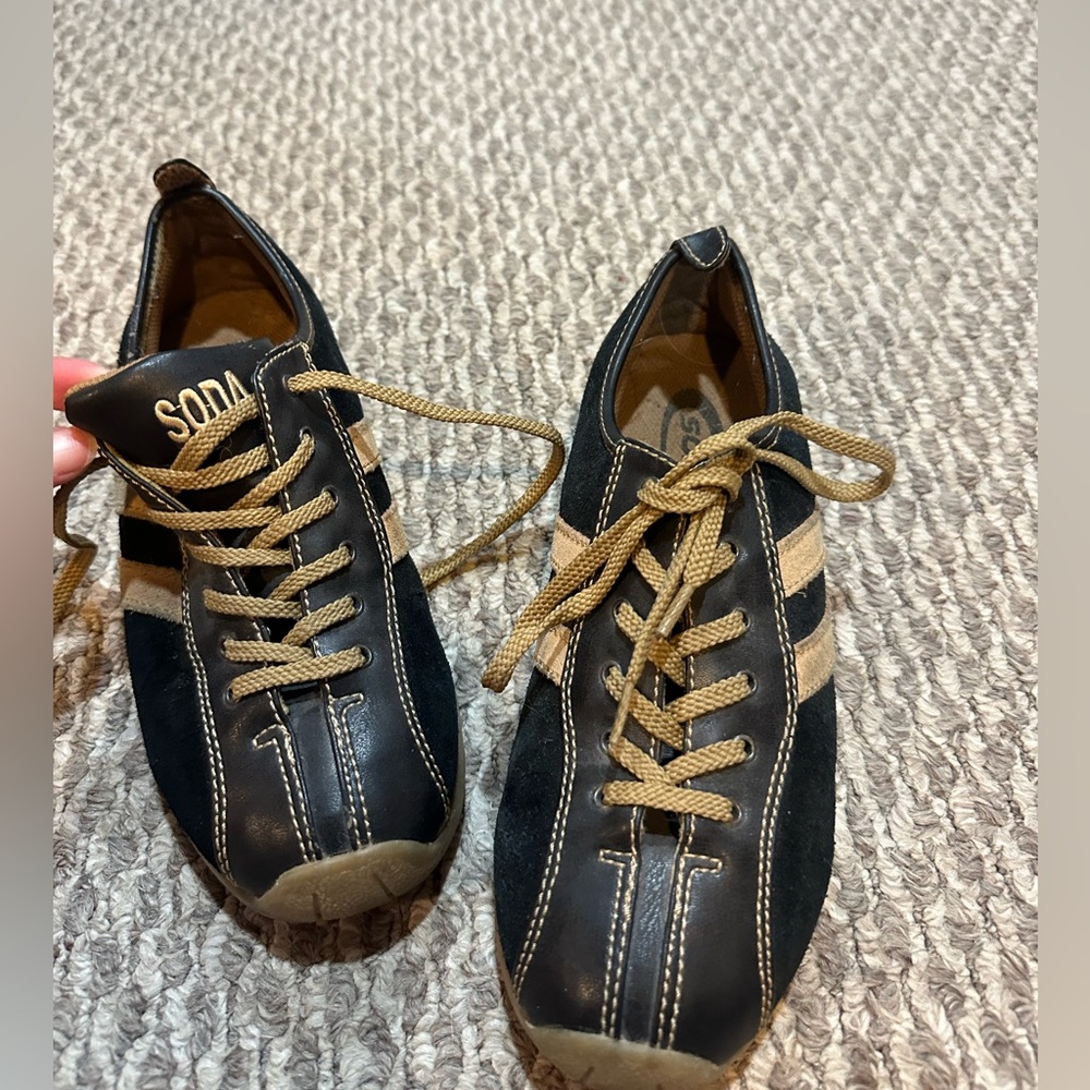 vtg 90s Soda shoes